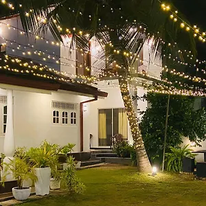 White Airport Transit Guest house