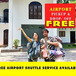 Проживание в семье Airport Pearl Garden Transit, Катунаяка