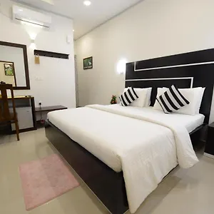 Diva Airport Transit Guest house